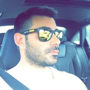 Meet your Posher, Leo